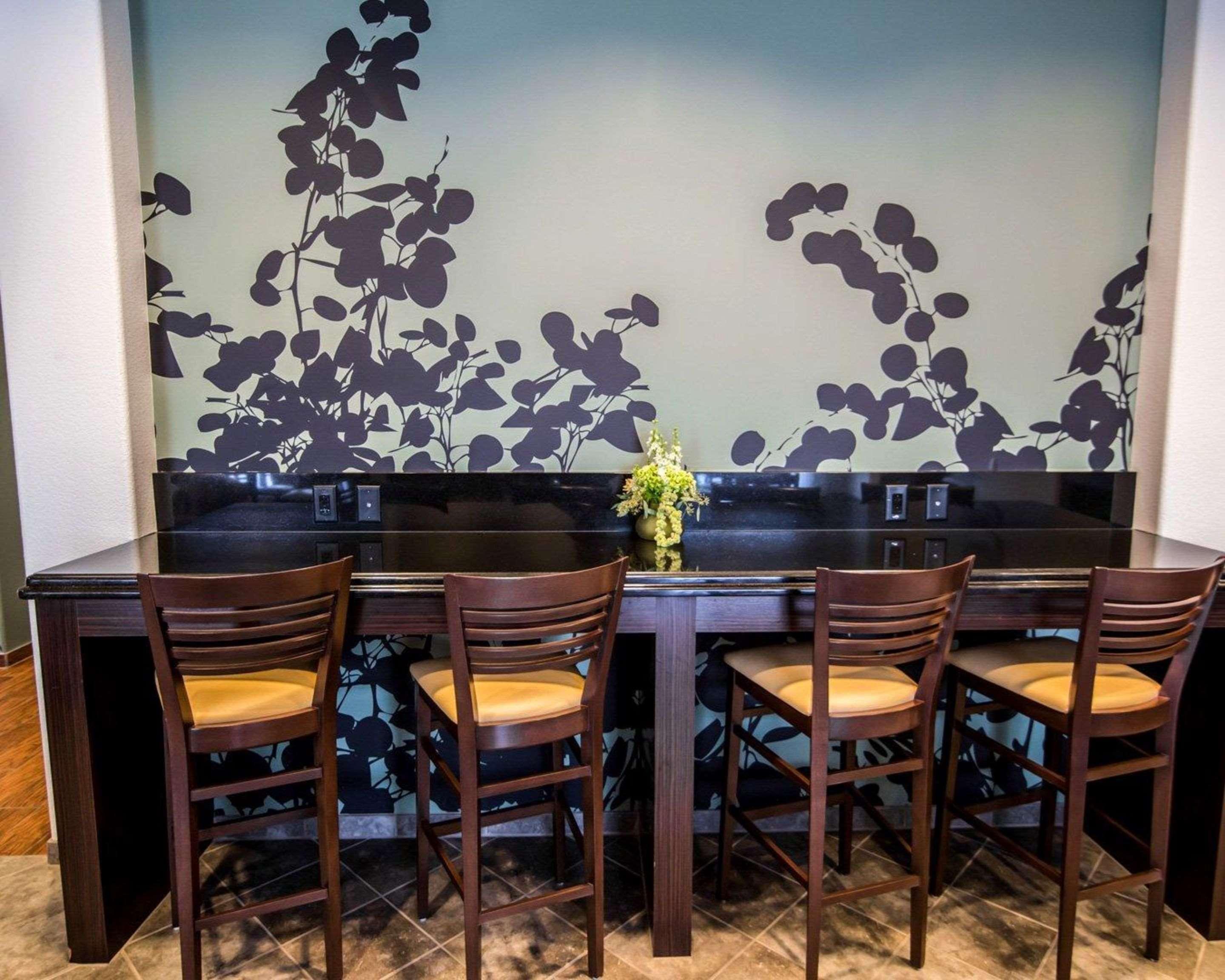 加登城司丽普套房酒店 外观 照片